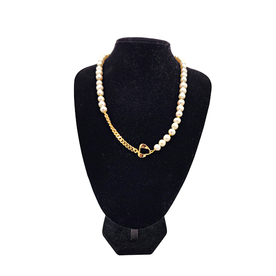 New Spring 23 Water Pearl Necklace with Gold Heart